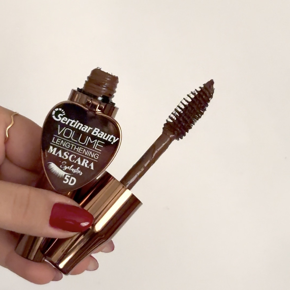 ریمل قهوه ای